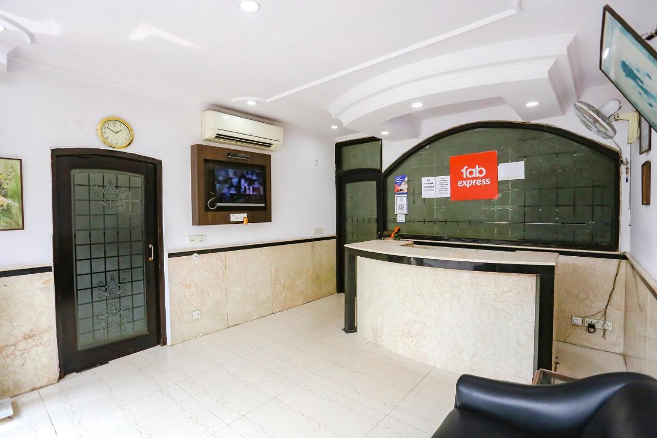 Hotel Fabexpress Lloyd House à New Delhi Extérieur photo