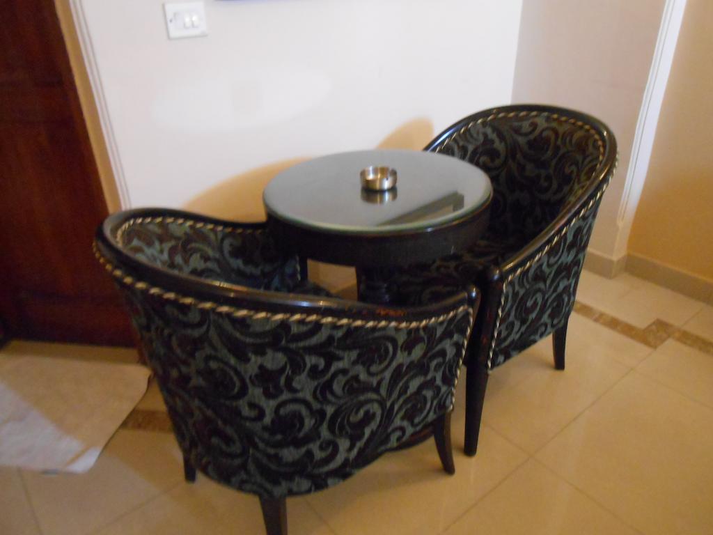 Hotel Fabexpress Lloyd House à New Delhi Extérieur photo